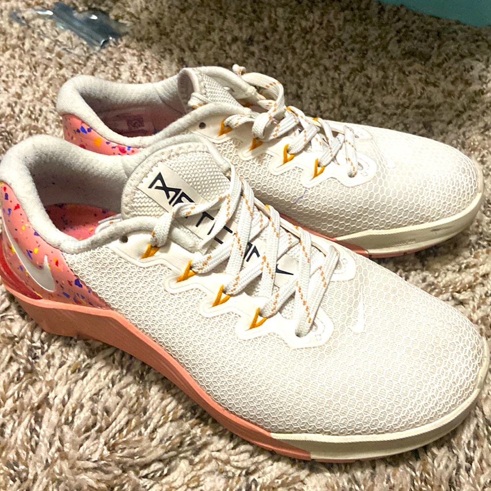Nike metcons
